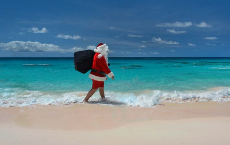 santa on beach